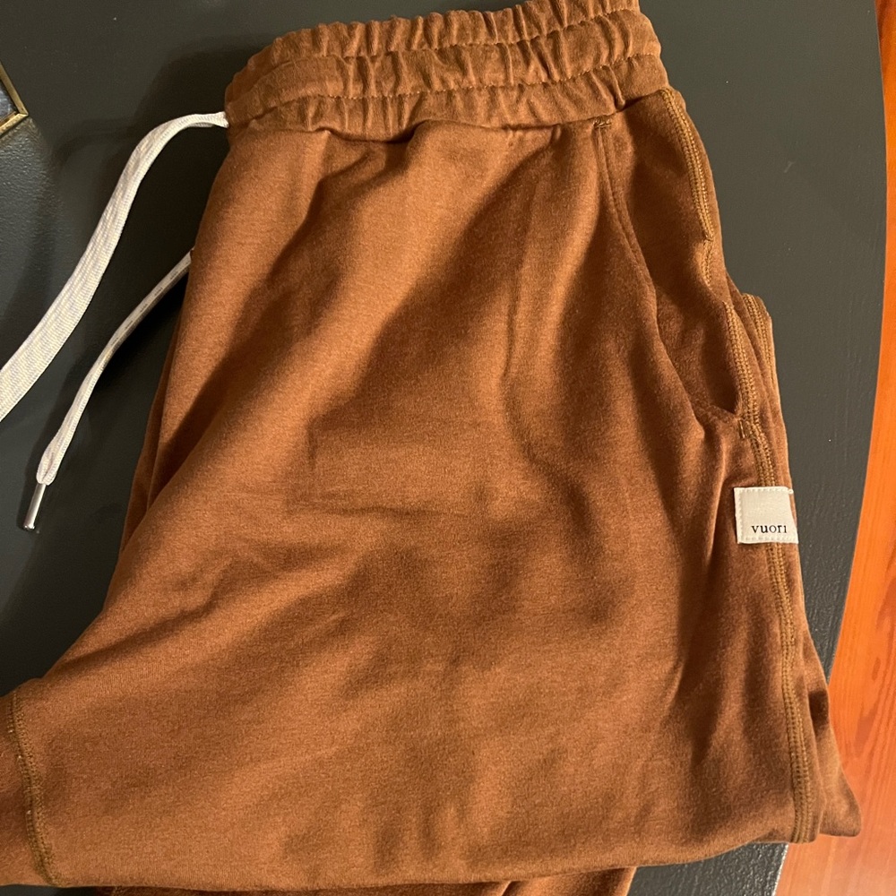Vuori Performance Jogger XS Tobacco